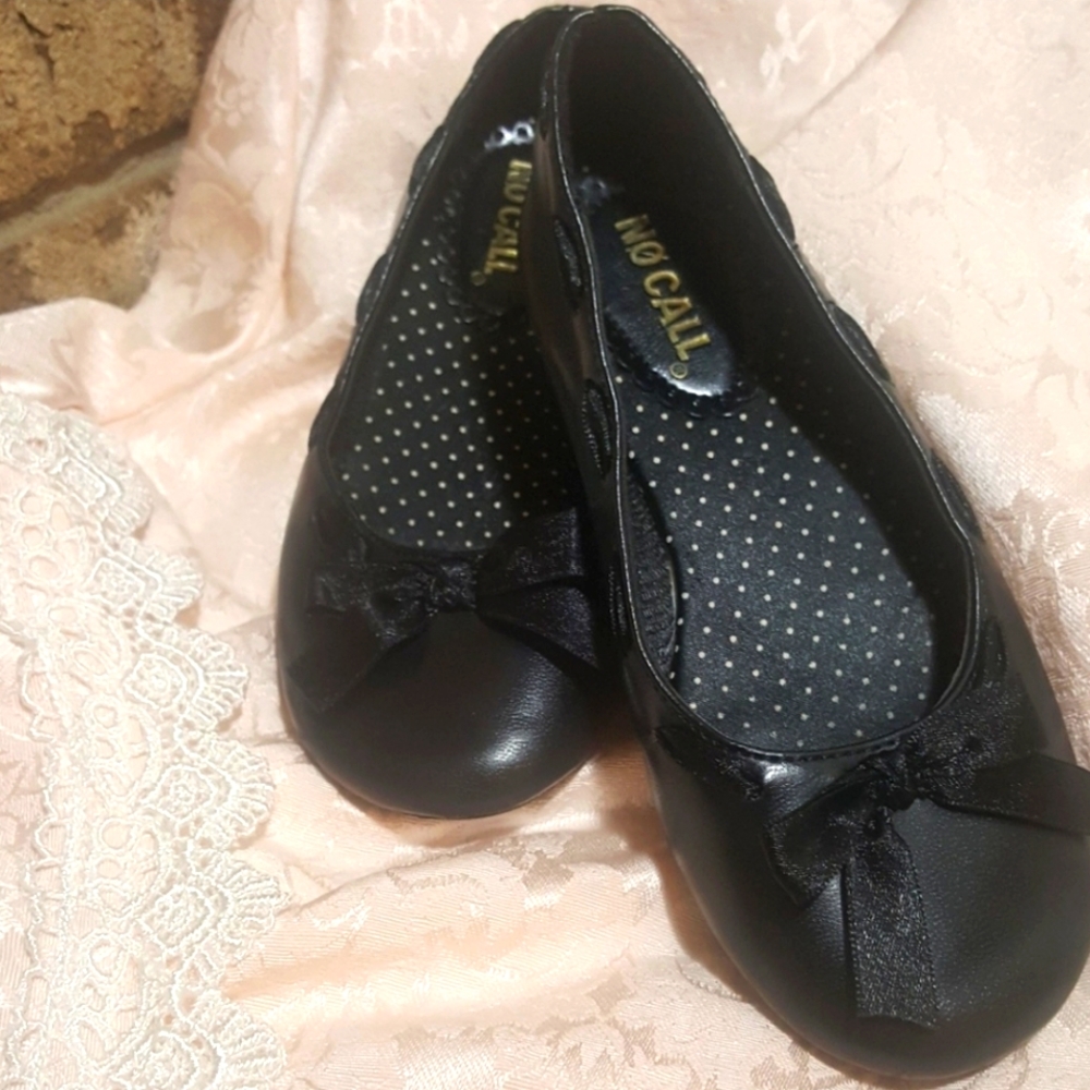 No Call Girls Ballet Flats